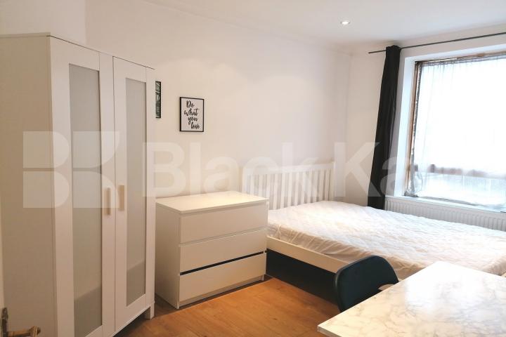 Superbly located first floor very well kept Mid-Century Development.  Morecombe Street , Elephant and Castle